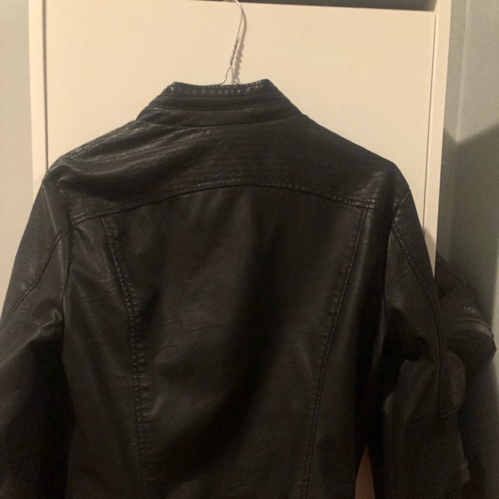 Leather jacket - Picture 2 of 3